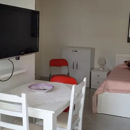 - Orchidea Lägenhet